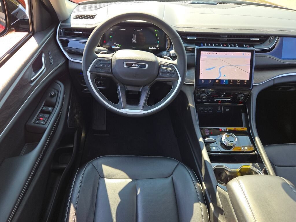 Certified 2022 Jeep Grand Cherokee Limited 4xe AWD/4WD image 2