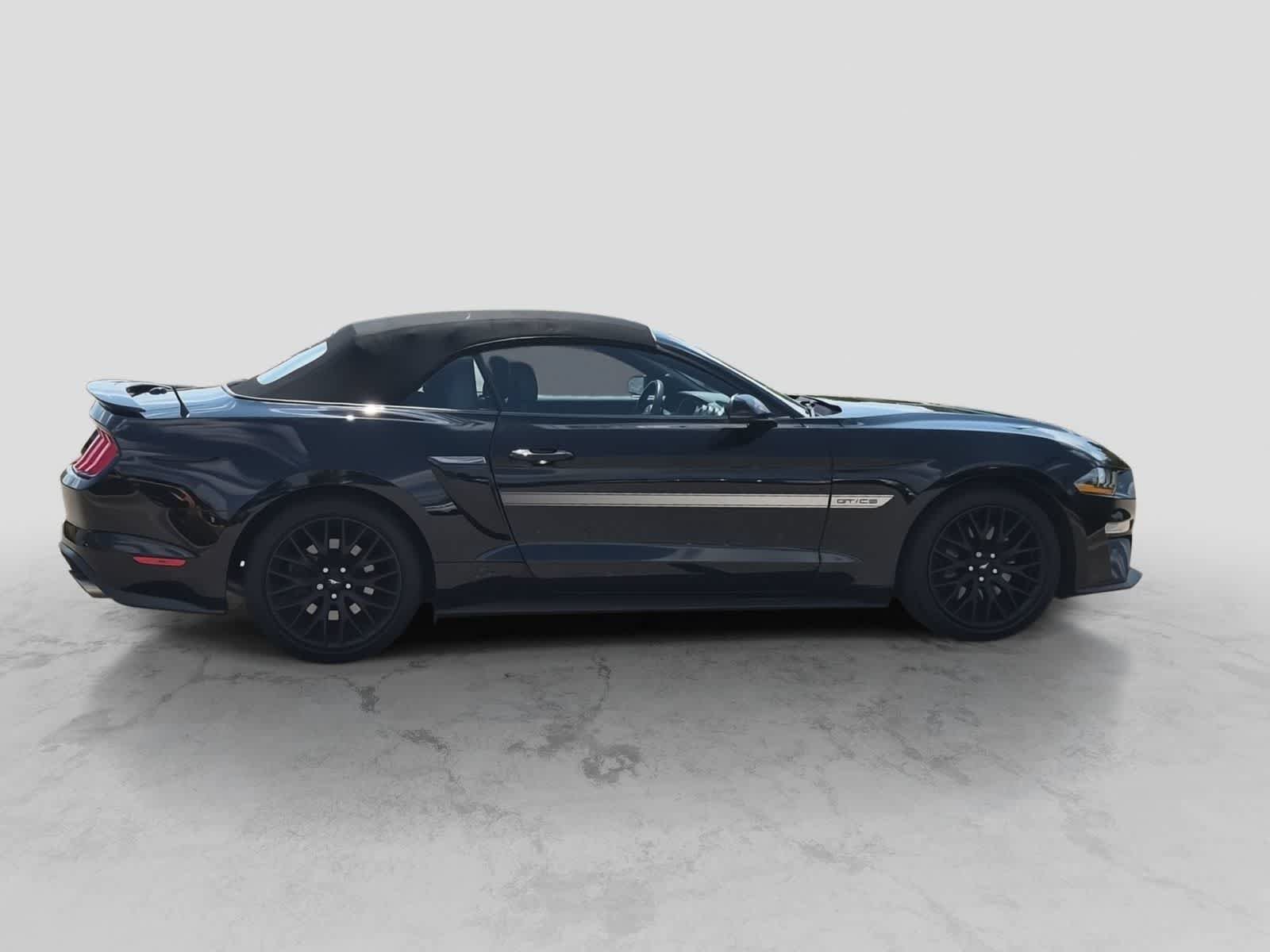 Used 2020 Ford Mustang GT Premium w/ Equipment Group 401A RWD image 9