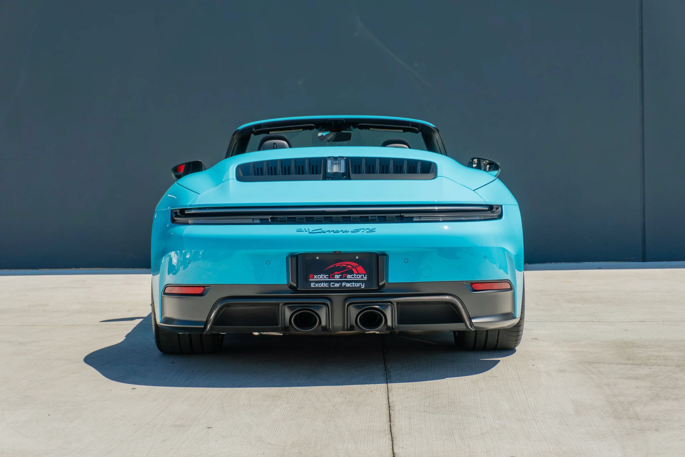 Used 2025 Porsche 911 Carrera 4 GTS AWD/4WD image 9