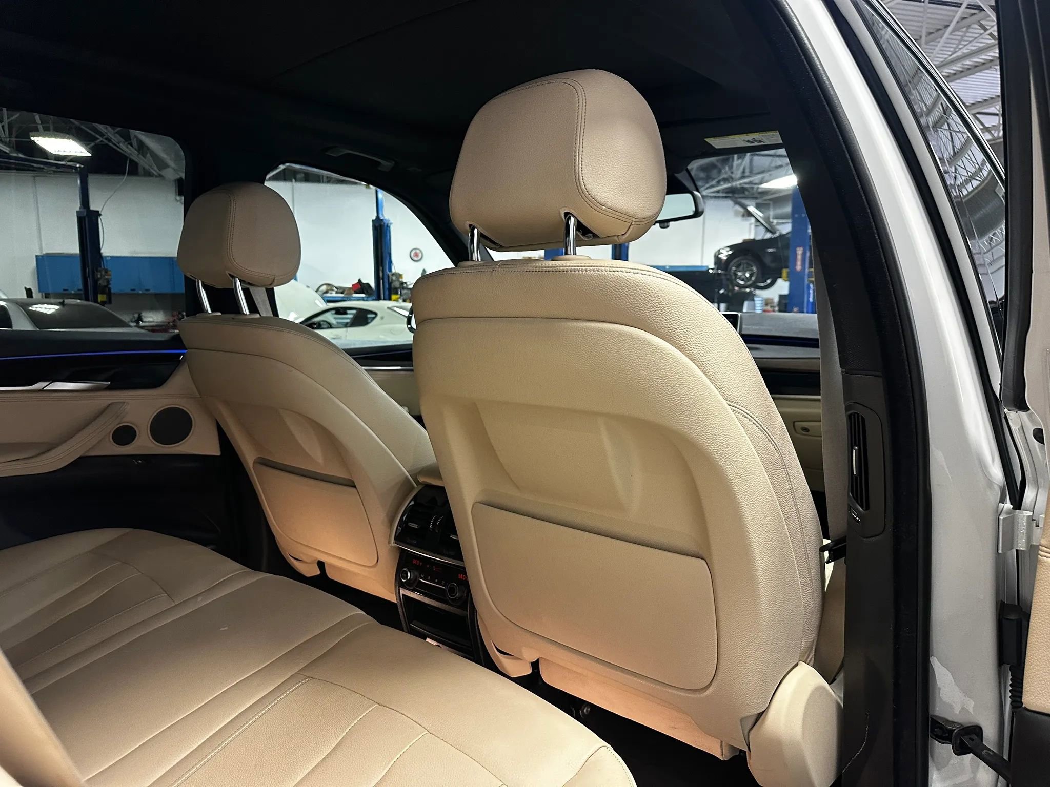 Used 2017 BMW X5 xDrive40e image 19