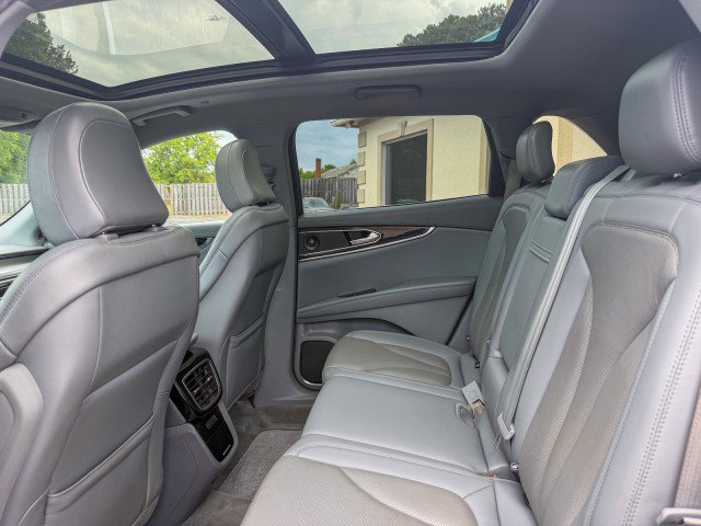 Used 2021 Lincoln Nautilus Reserve FWD image 6