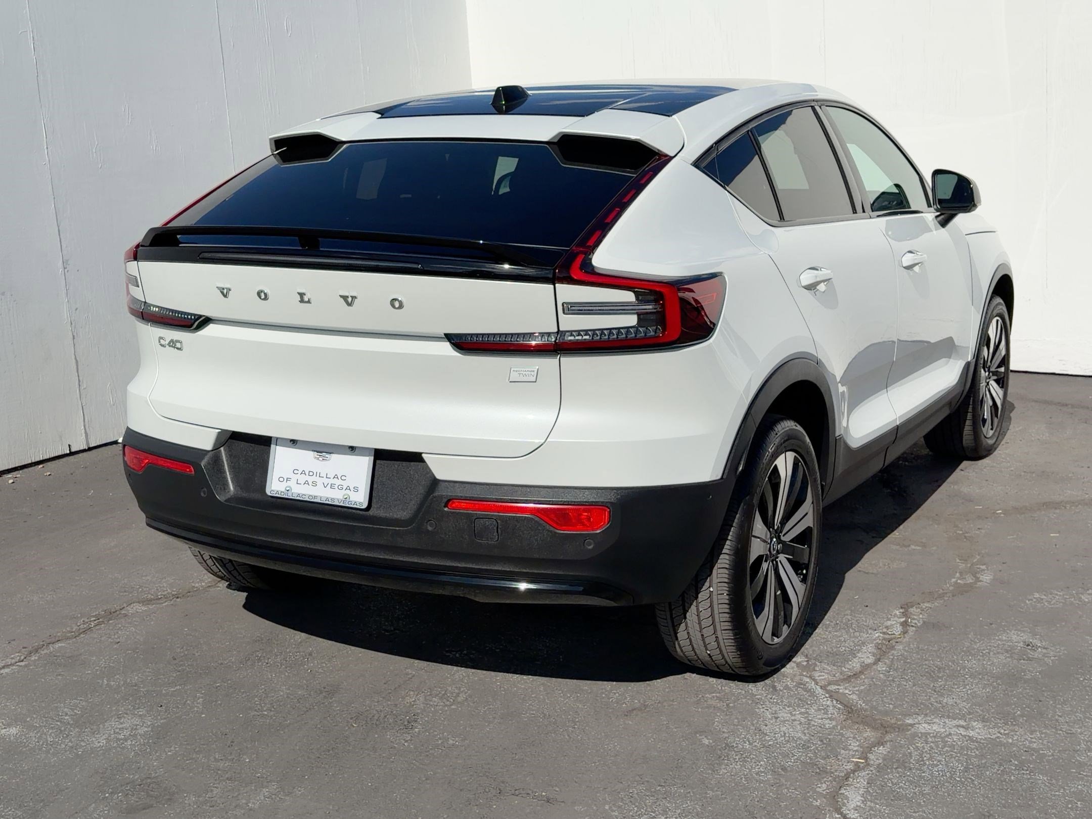 Used 2023 Volvo C40 P8 Recharge Plus image 7