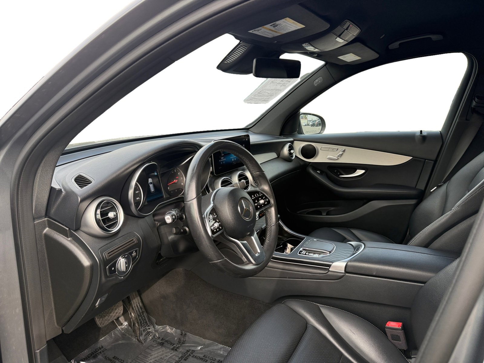 Used 2021 Mercedes-Benz GLC 300 4MATIC image 9