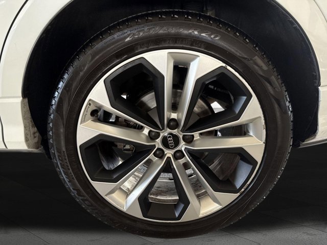 Used 2020 Audi Q3 2.0T Prestige w/ Prestige Package AWD/4WD image 23