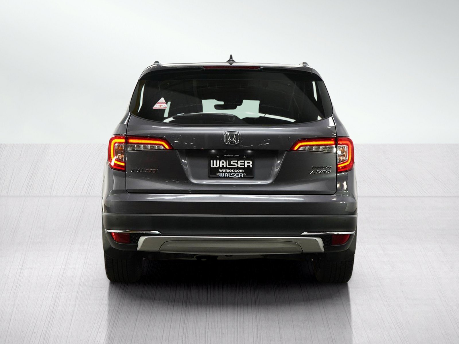 Used 2019 Honda Pilot Touring image 4