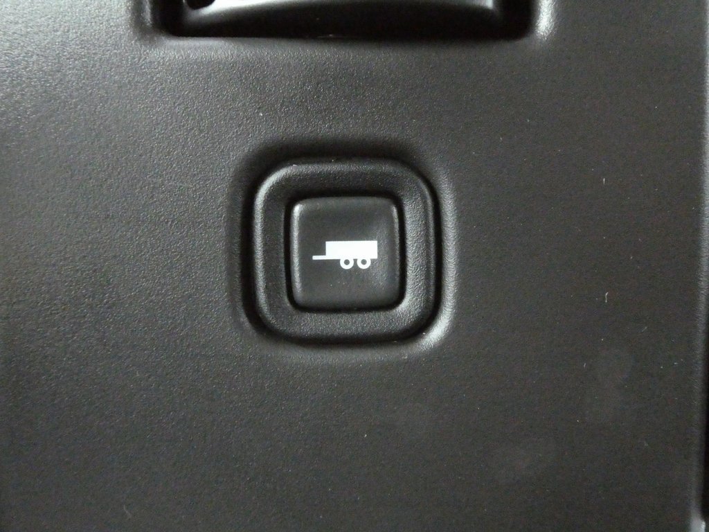 New 2025 GMC Savana 3500 w/ Power Convenience Package image 14