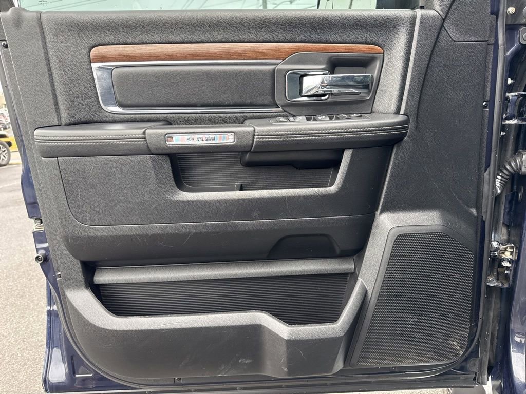 Used 2015 RAM 2500 Laramie w/ Convenience Group image 34