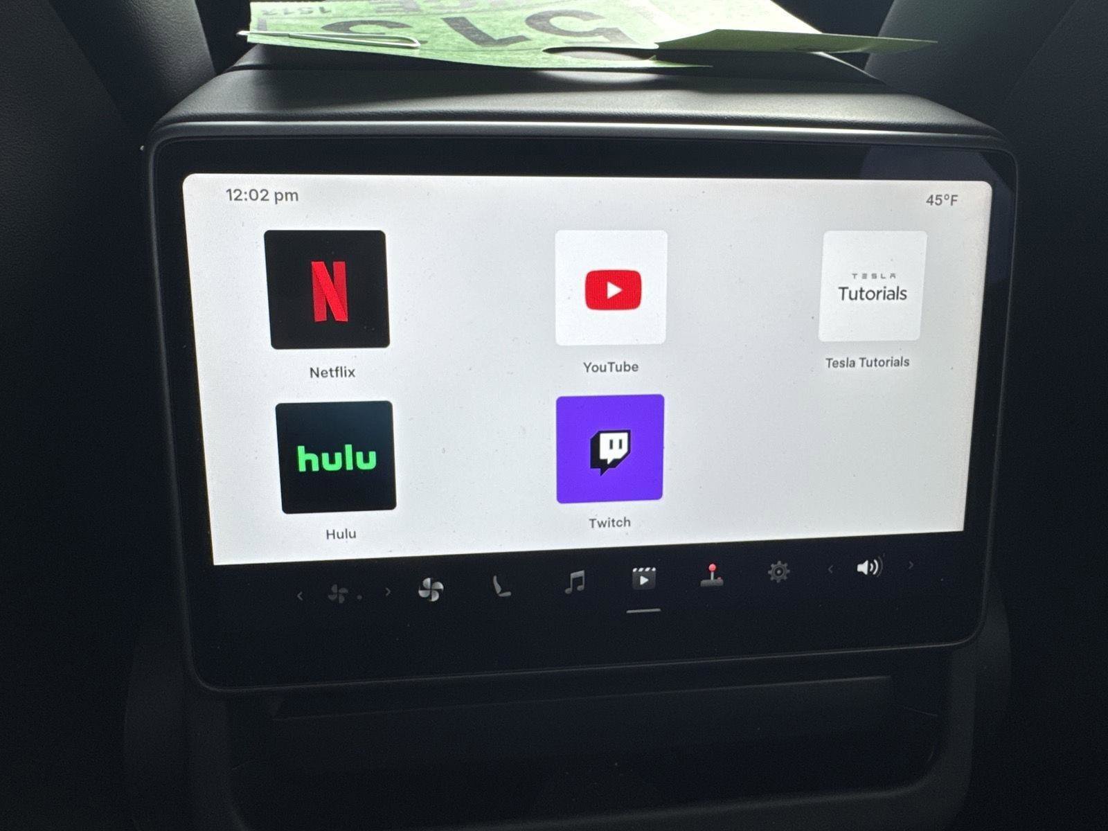 Used 2026 Tesla Model Y Long Range image 19