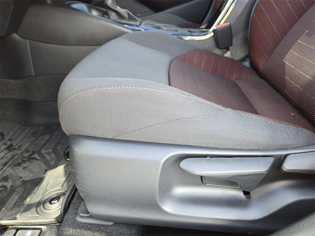 Used 2023 Toyota Corolla SE image 25
