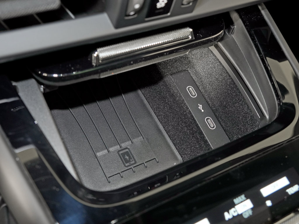 New 2026 Porsche Cayenne GTS AWD/4WD image 31