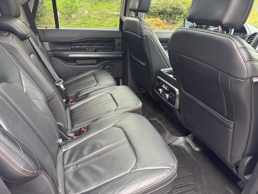 Used 2018 Ford Expedition Platinum AWD/4WD image 26