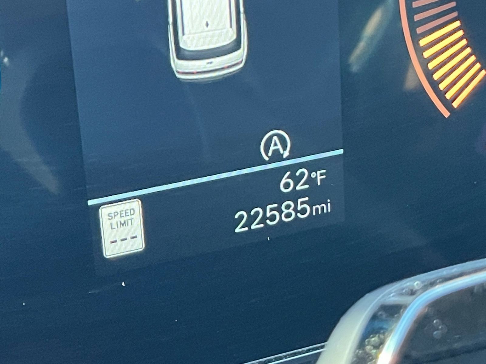 Used 2025 Hyundai Santa Fe SEL image 42