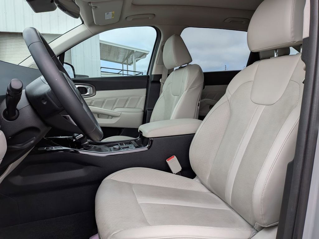 Used 2024 Kia Sorento SX image 14