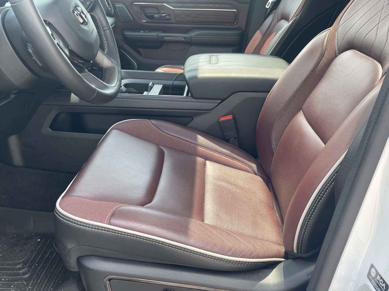 Certified 2025 RAM 1500 Limited AWD/4WD image 18
