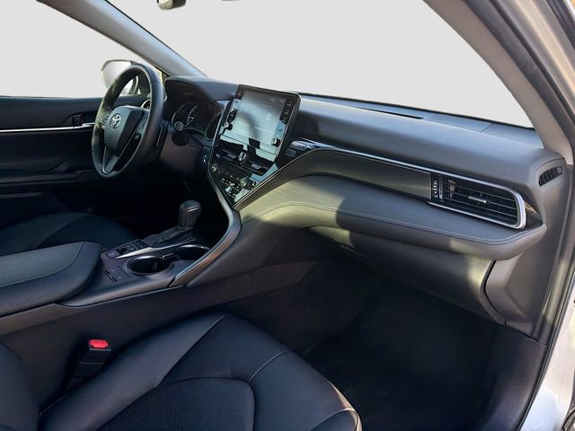 Used 2021 Toyota Camry XSE image 13
