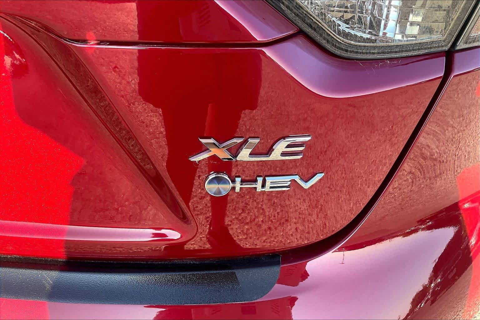 Used 2026 Toyota Corolla XLE FWD image 9