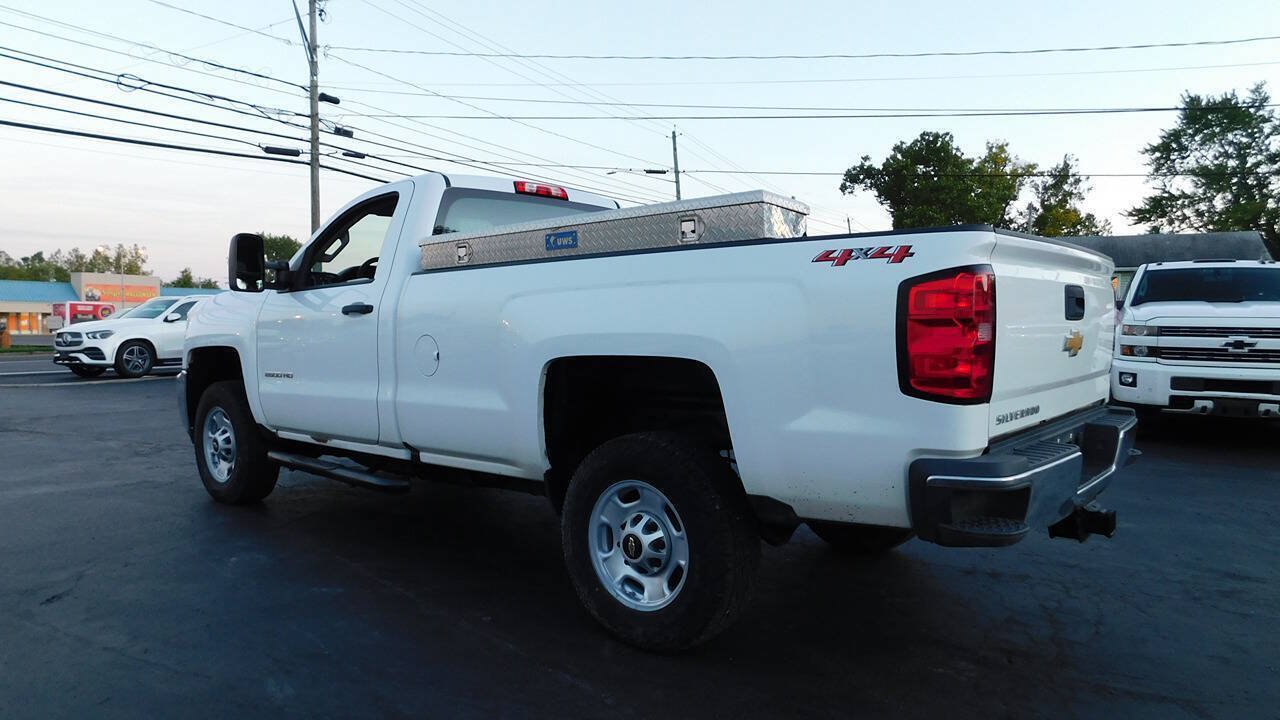 Used 2018 Chevrolet Silverado 2500 W/T AWD/4WD image 7