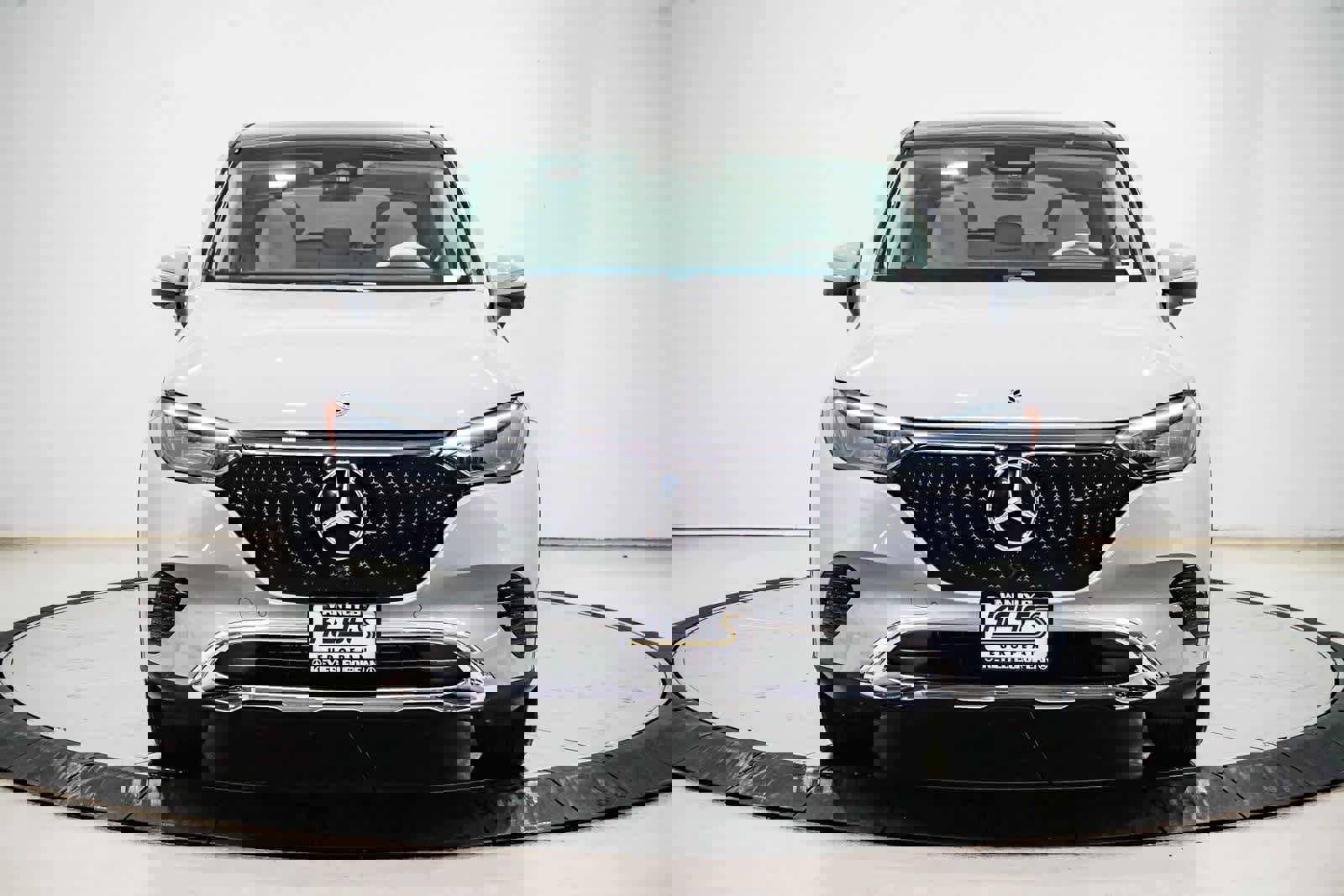 Used 2026 Mercedes-Benz EQE 320+ SUV image 6