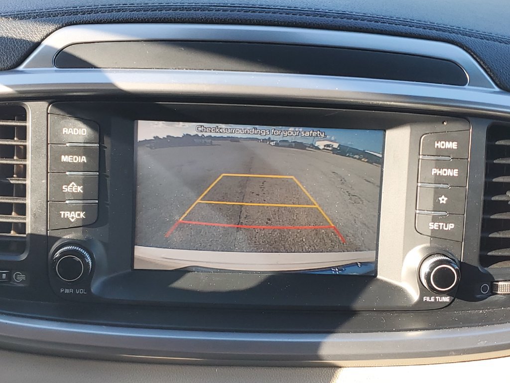 Used 2019 Kia Sorento EX FWD image 18