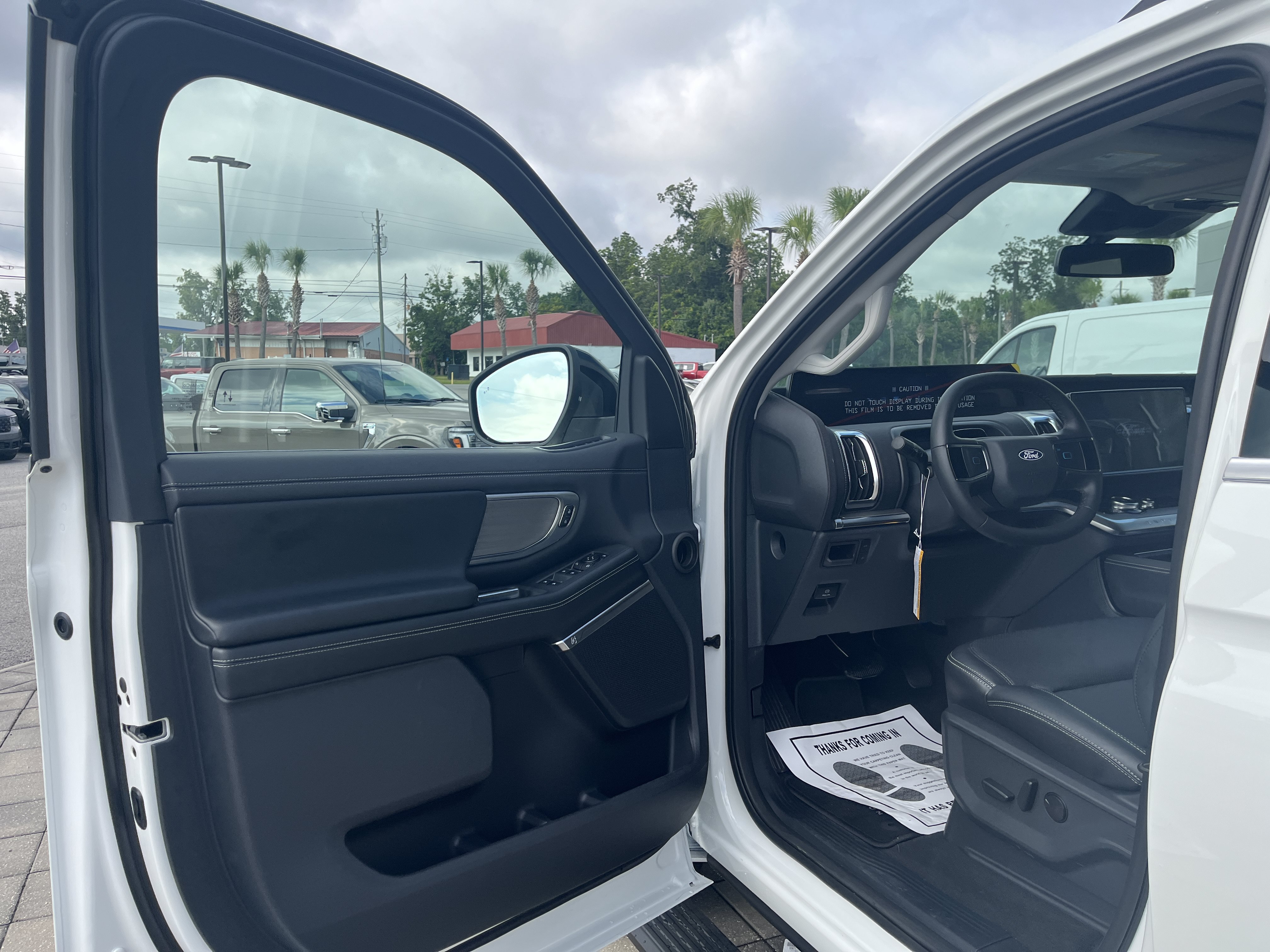 New 2027 Ford Expedition Max Platinum w/ Driver's Package RWD image 10