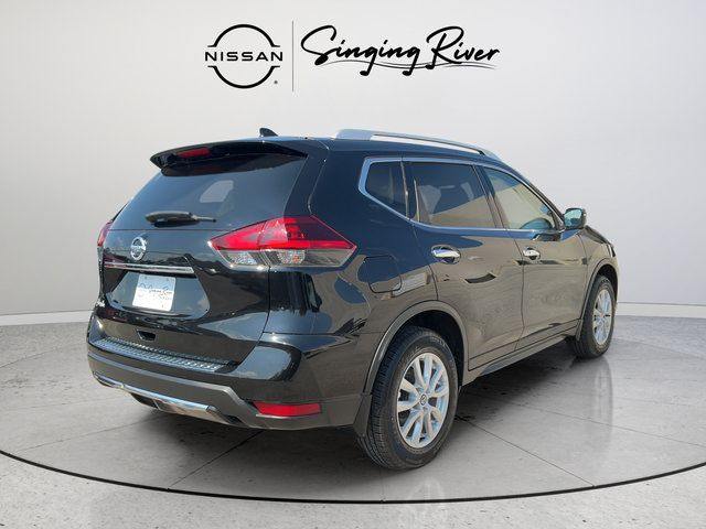Used 2018 Nissan Rogue SV w/ Premium Package AWD/4WD image 7