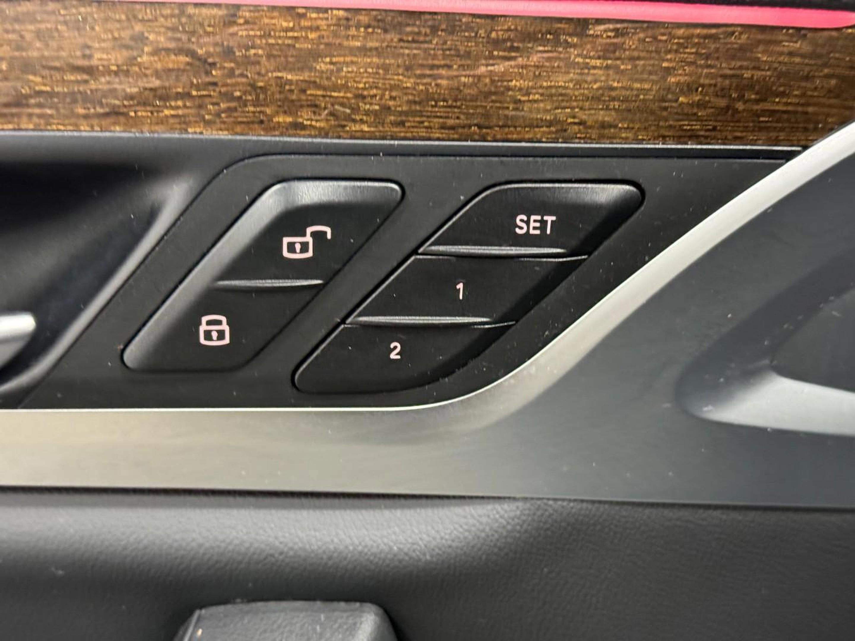 Used 2023 BMW X3 xDrive30i w/ Premium Package image 25