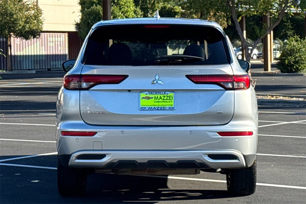 Used 2024 Mitsubishi Outlander FWD image 10