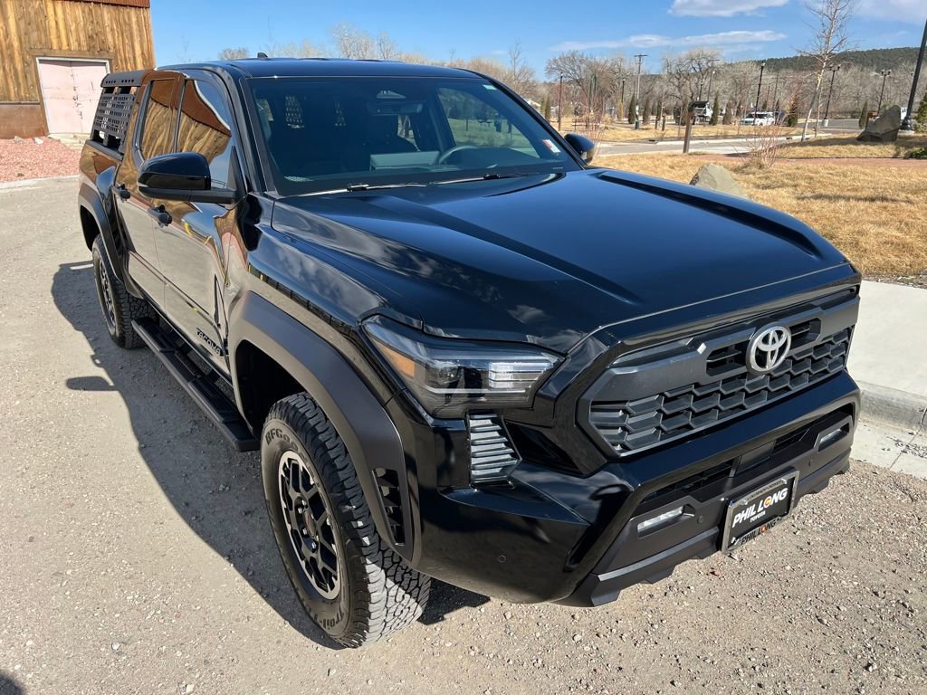 Used 2025 Toyota Tacoma TRD Off-Road w/ TRD Off Road Upgrade Package image 3