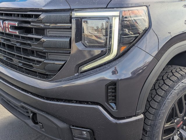 Used 2022 GMC Sierra 1500 Elevation image 11