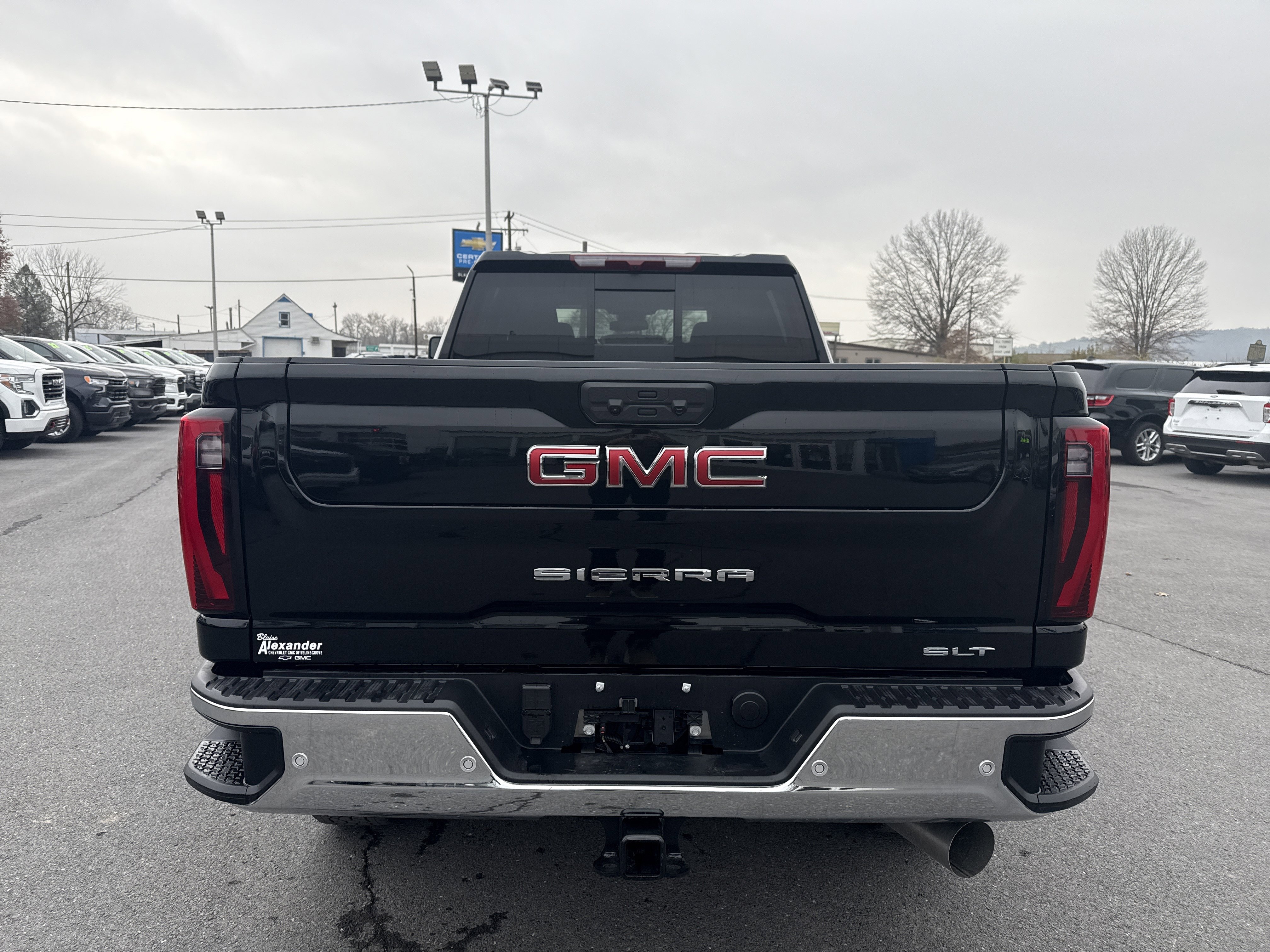 New 2026 GMC Sierra 2500 SLT w/ SLT Convenience Package image 4