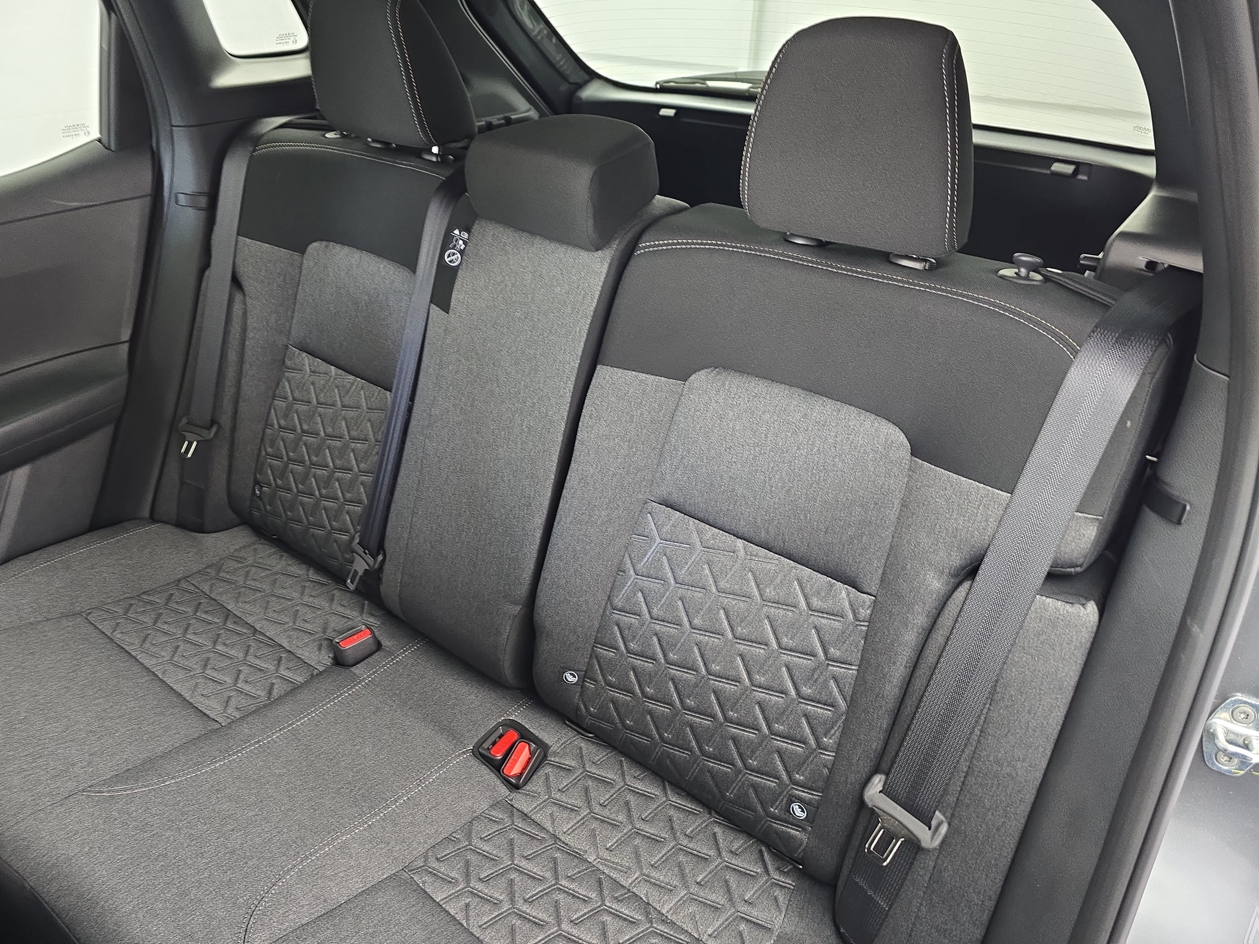 New 2026 Nissan Kicks SV w/ SV Premium Package FWD image 13