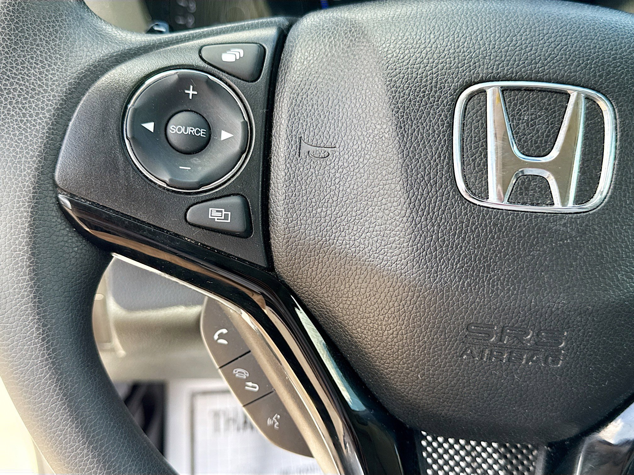 Used 2018 Honda HR-V EX image 34