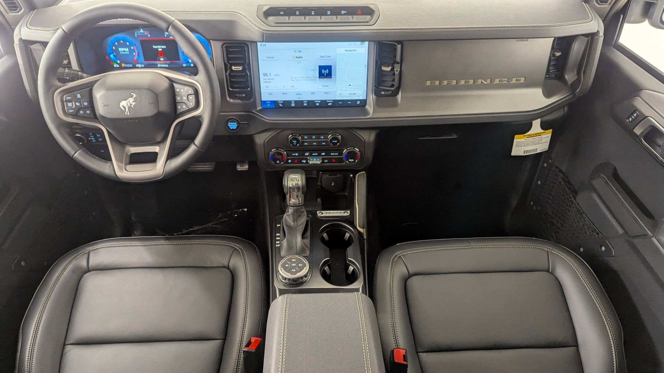 New 2025 Ford Bronco Badlands image 15