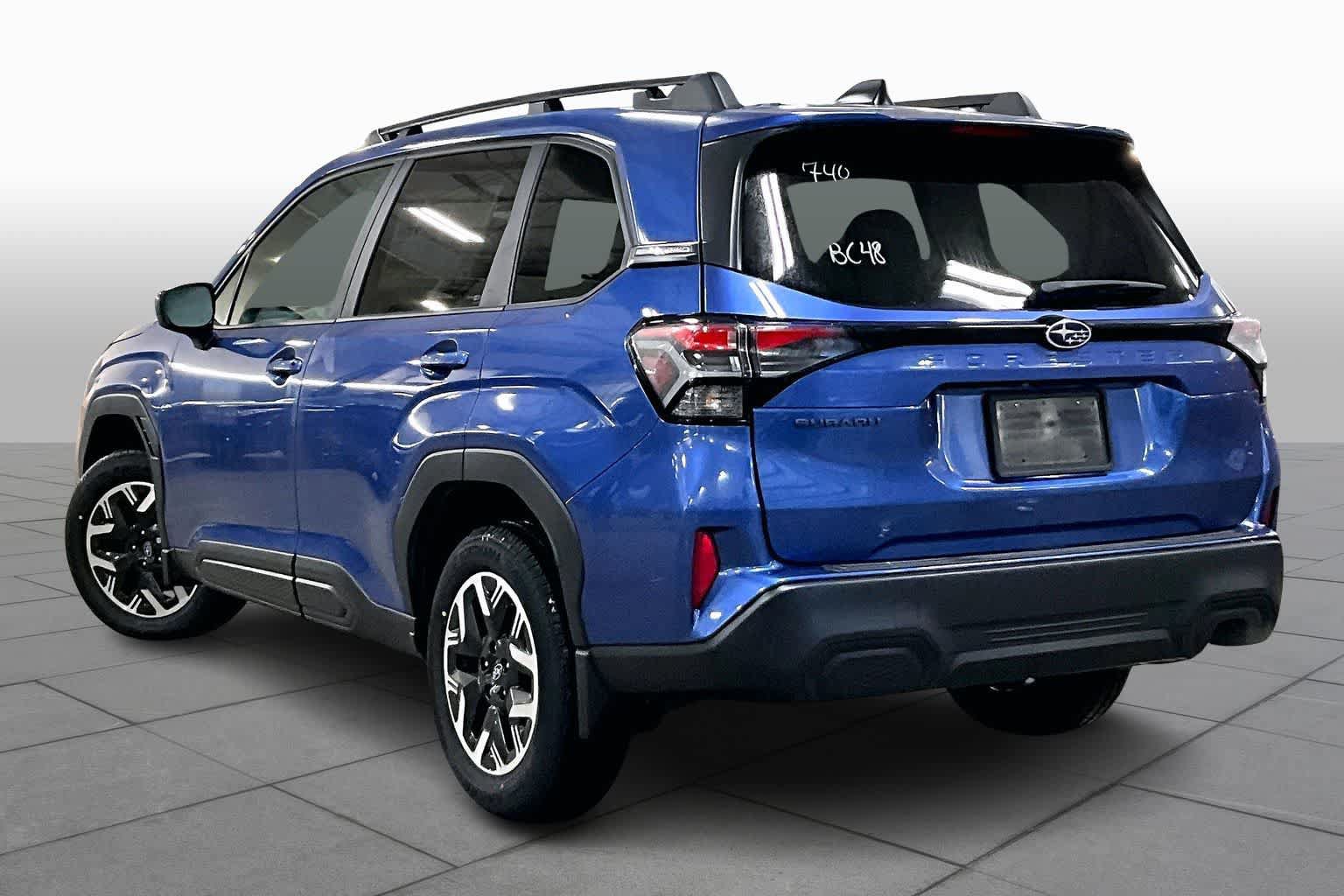 New 2026 Subaru Forester Premium AWD/4WD image 12
