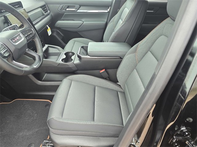 New 2026 GMC Terrain AT4 w/ Technology Package II image 17