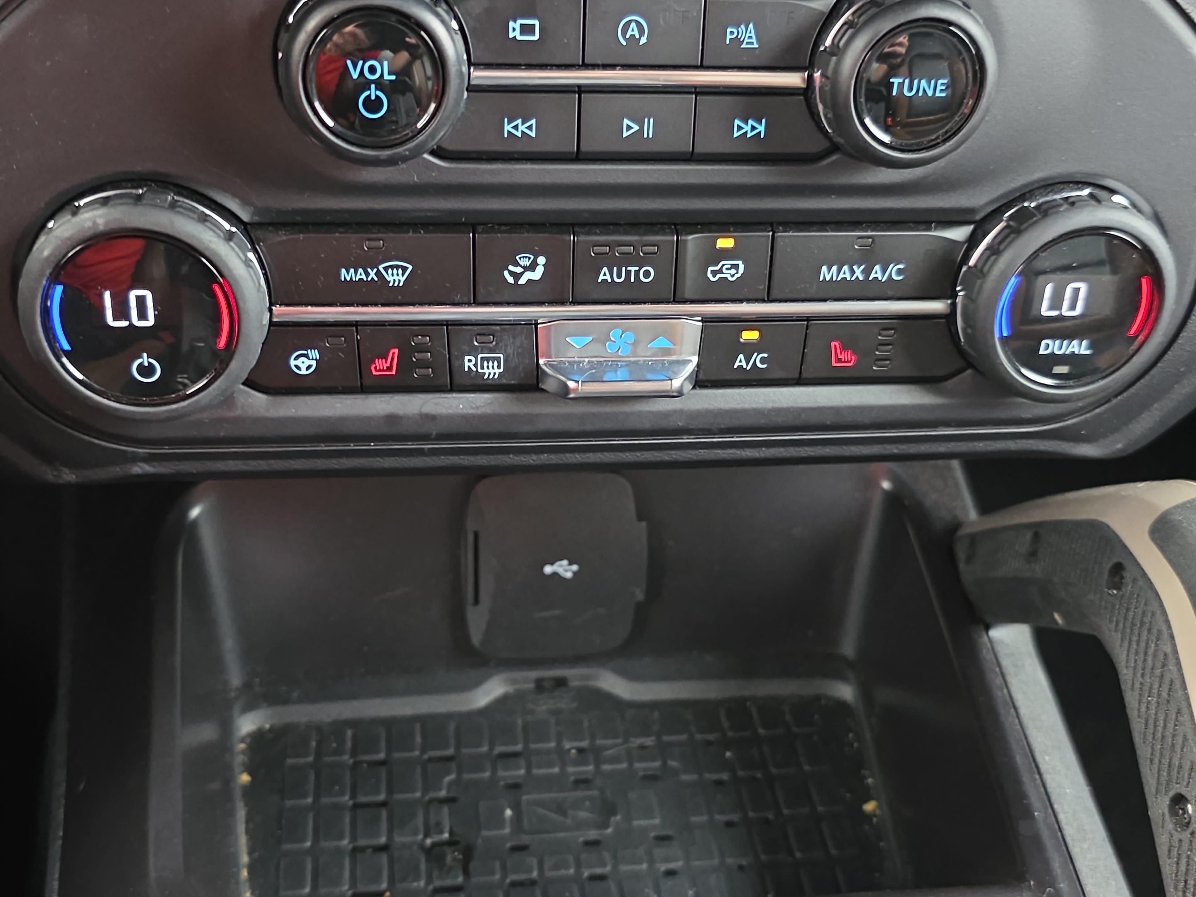 Used 2024 Ford Bronco Outer Banks AWD/4WD image 22