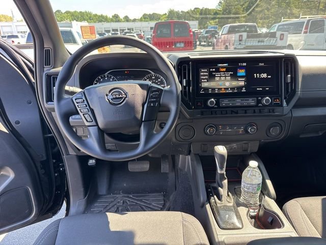 Used 2026 Nissan Frontier SV w/ Tow Package RWD image 18