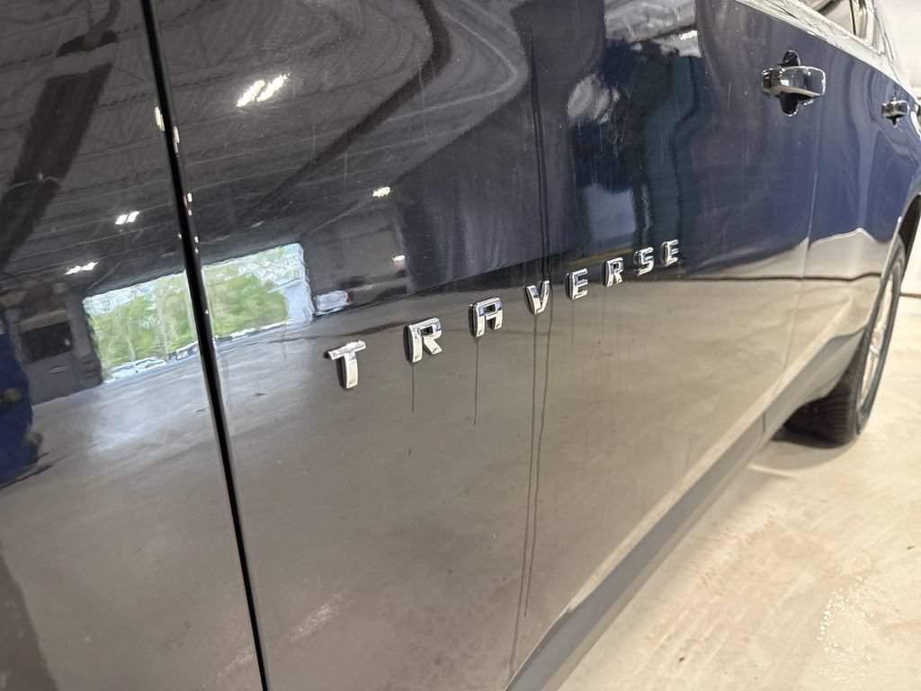 Used 2022 Chevrolet Traverse LT AWD/4WD image 56