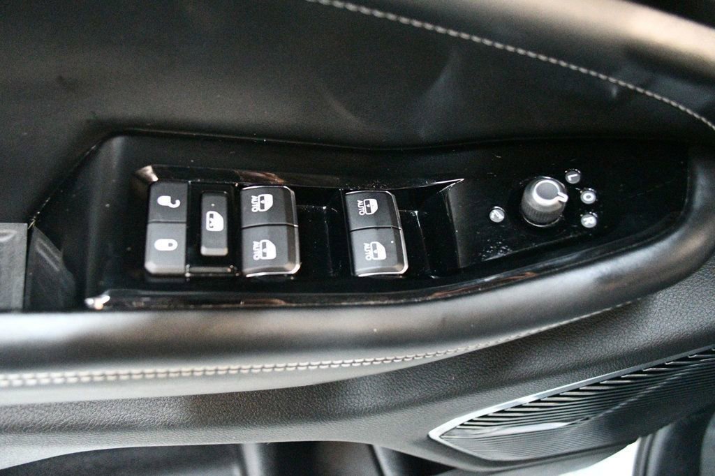 Used 2021 Jeep Grand Cherokee L Overland w/ Luxury Tech Group IV image 68