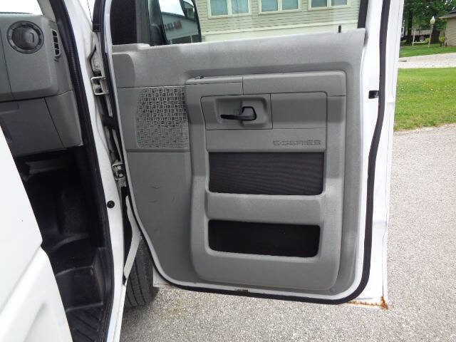 Used 2012 Ford E-150 and Econoline 150 w/ PWR Group RWD image 22