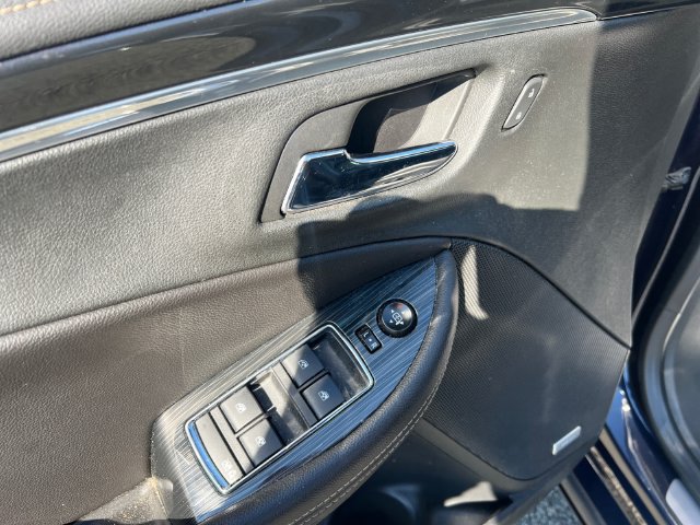 Used 2018 Chevrolet Impala Premier FWD image 11