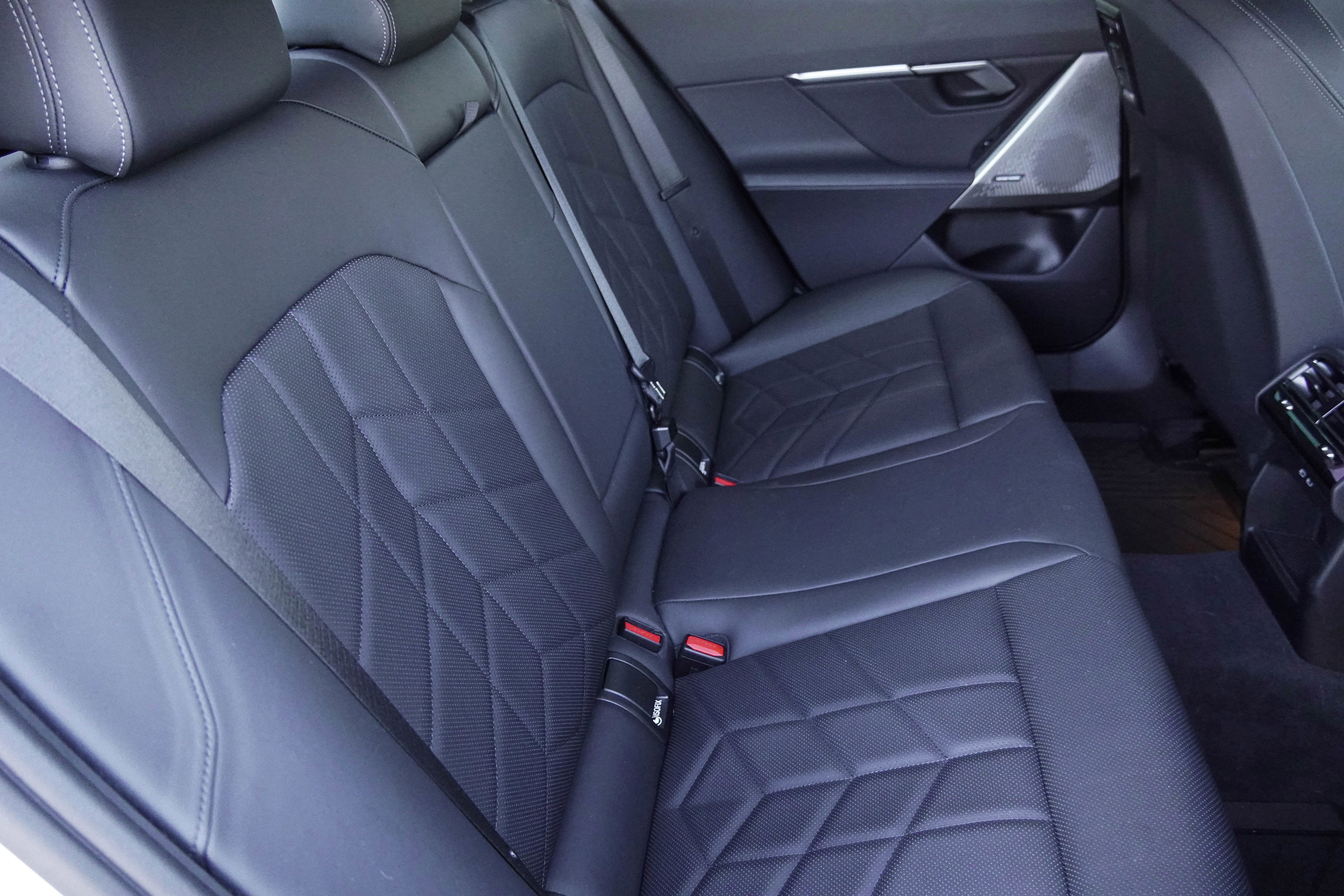 Used 2024 BMW i5 eDrive40i w/ M Sport Package image 38