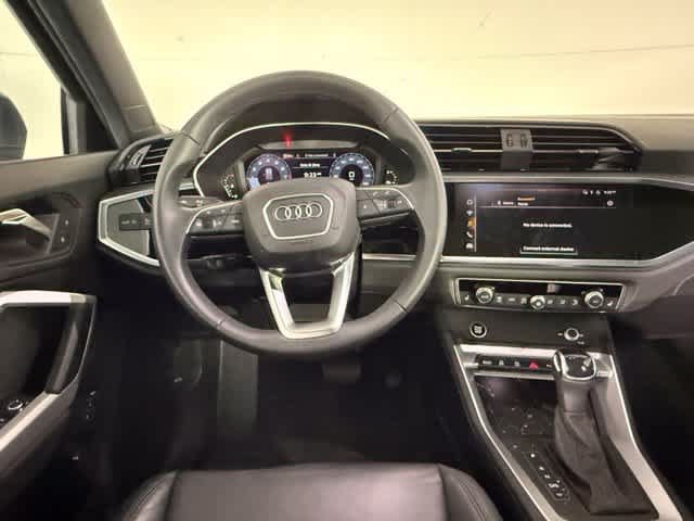 Used 2024 Audi Q3 2.0T Premium AWD/4WD image 17