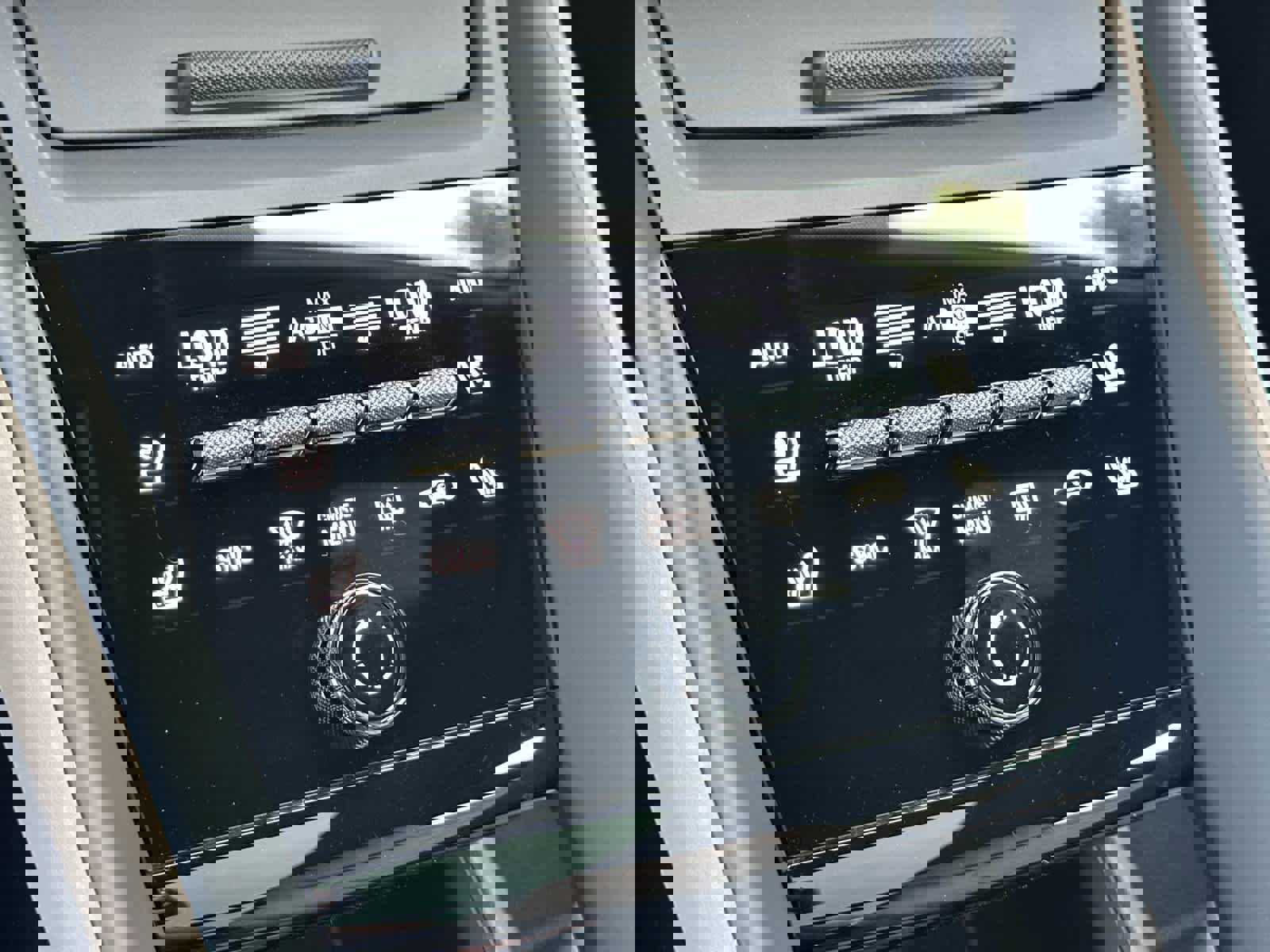 New 2025 Porsche Macan 4 Electric image 23