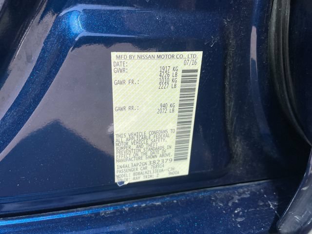 Used 2016 Nissan Altima 2.5 SR w/ LED Appearance Package FWD image 26