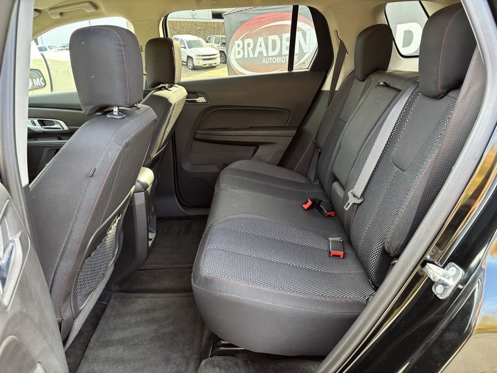 Used 2017 GMC Terrain SLE image 23