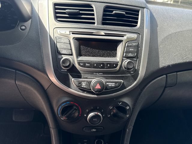 Used 2016 Hyundai Accent SE FWD image 20