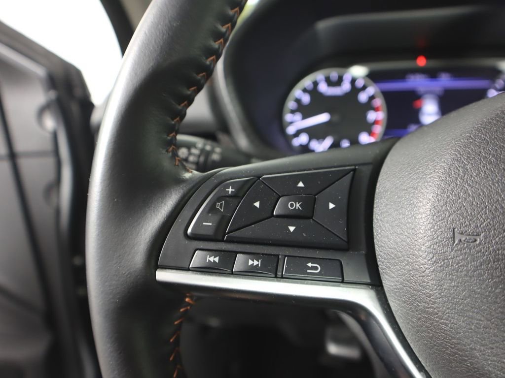 Used 2023 Nissan Sentra SR FWD image 15