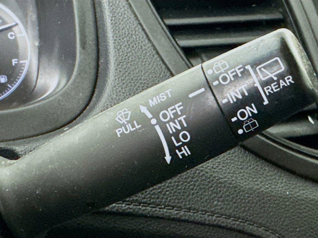 Used 2015 Honda CR-V LX image 14