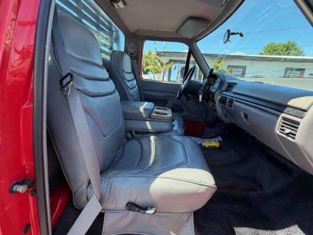 Used 1997 Ford F350 2WD Regular Cab image 16